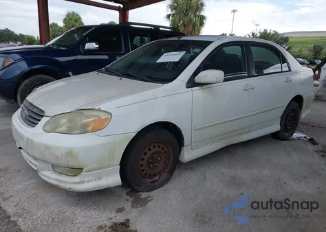 2004 Toyota Corolla S z USA, uszkodzony, nr VIN 1NXBR32E94Z310988